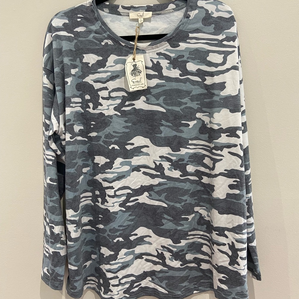NWT Camo long sleeve shirt